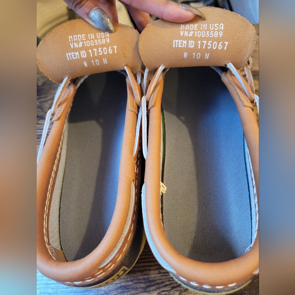 L.L.Bean - Picture 5 of 6